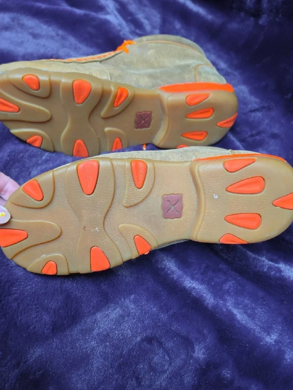 Twisted X Men's  Boots in Taupe with Orange Laces sz 5M